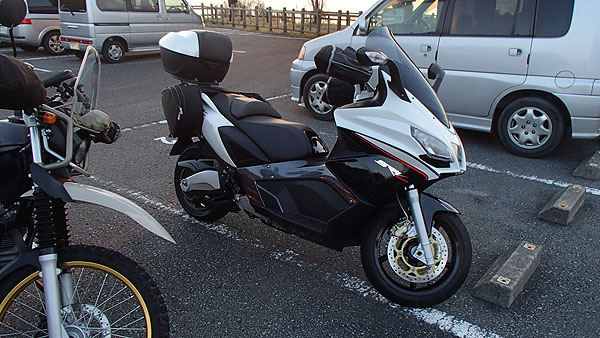 アプリリアＳＲＶ８５０